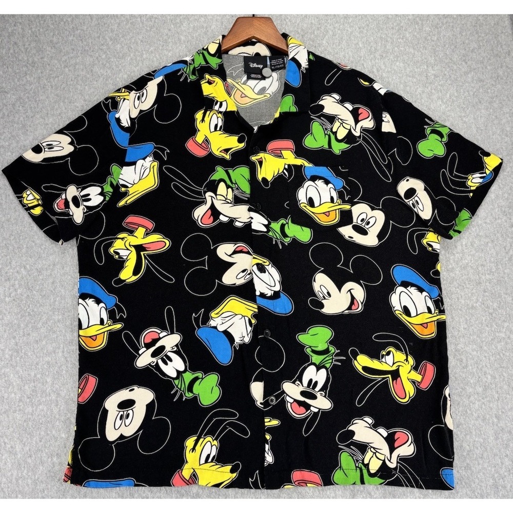 Disney‎ Mickey Donald Goofy Pluto Shirt XL Rayon Button Up ResortWear Vacation